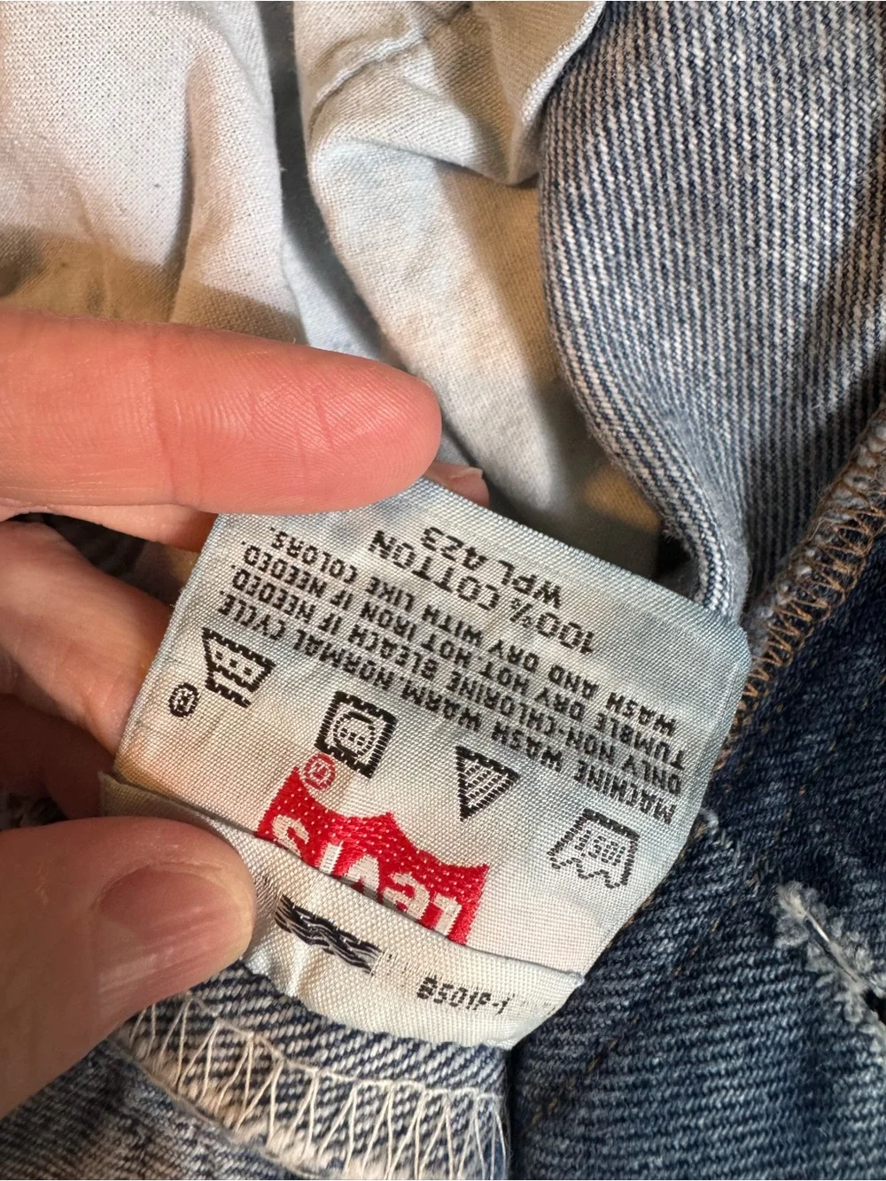Levis send me